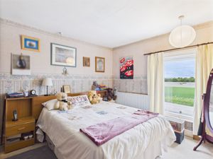 Bedroom- click for photo gallery